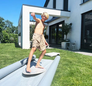 Slide & Surf Way von Jupiduu – Surfen im Garten!