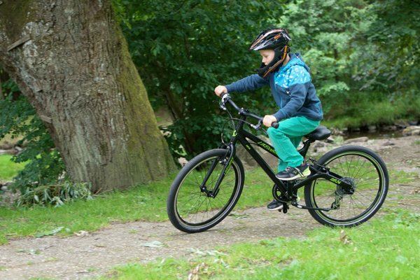 Fahrradfahren lernen — Die Schritt-für-Schritt-Methode für Kinder