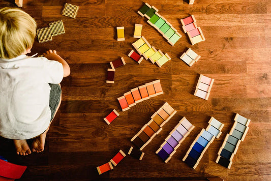 Die Vorteile von Montessori Spielzeug für die kindliche Entwicklung entdecken - verysuperb