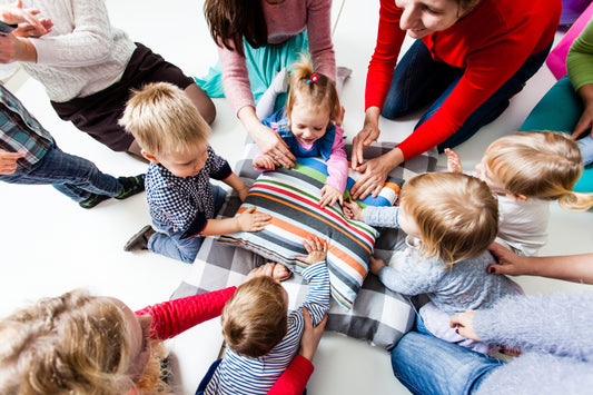 Freispiel & Rollenspiel in der Kita: Struktur schaffen, ohne Kreativität zu bremsen