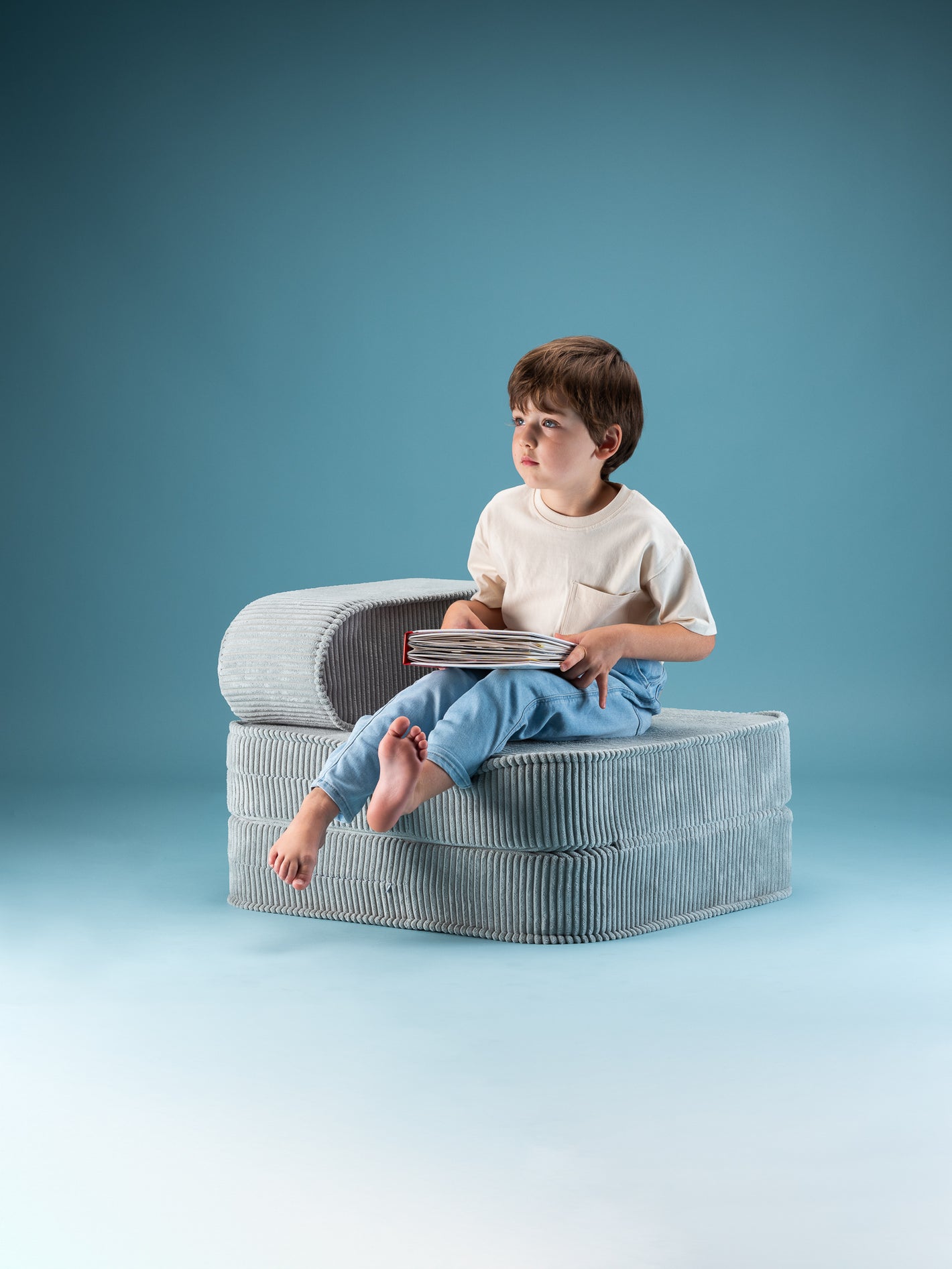 Flip Klappsessel für Kinder aus Cord – 2-in-1 Kindersessel & Gästebett | wigiwama
