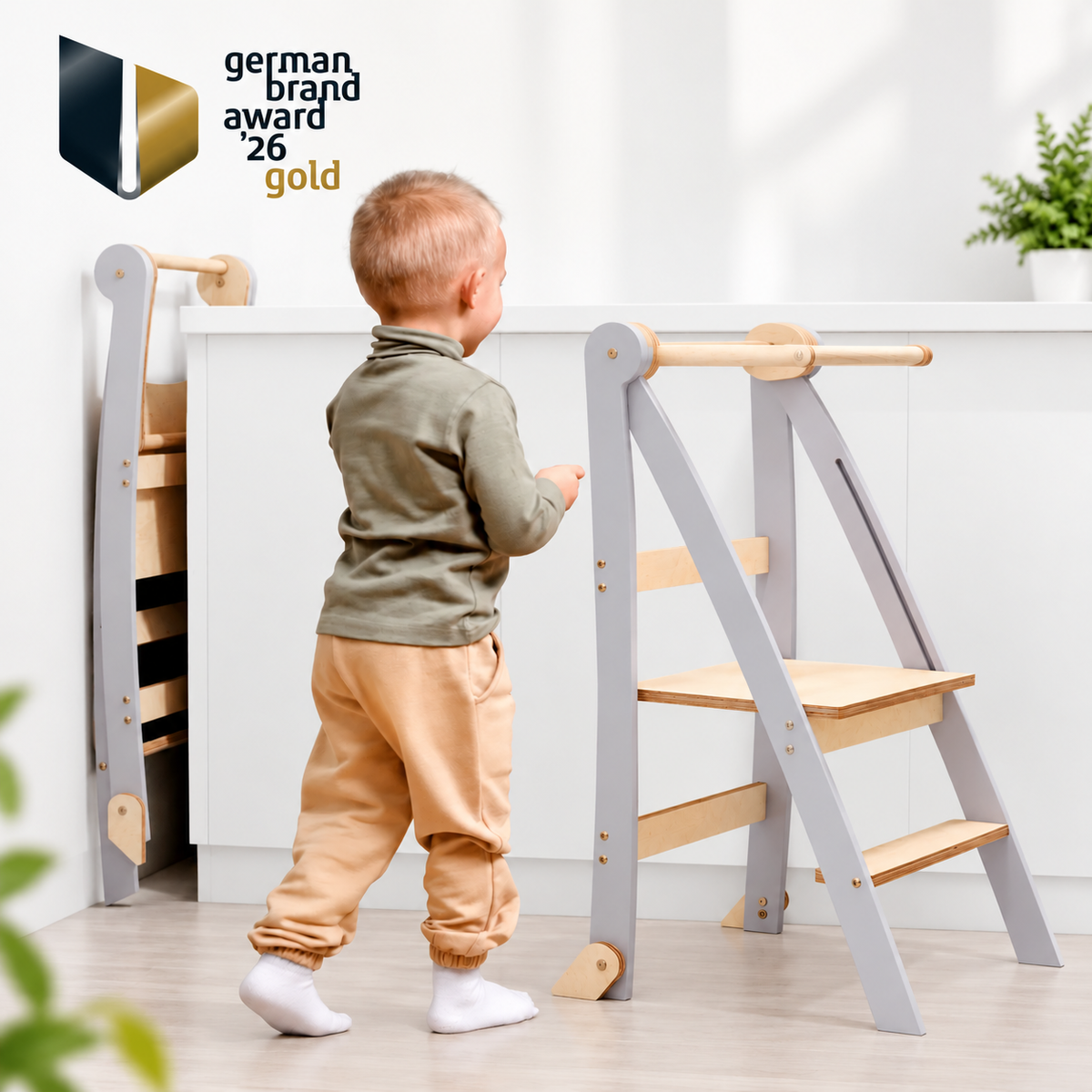 Montessori Lernturm & Lernleiter – höhenverstellbar, Grau | Goodevas