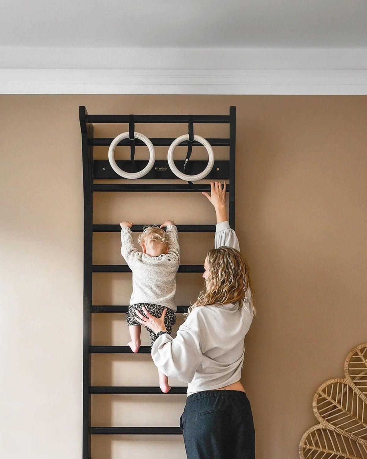 Sprossenwand TAIMI Premium – Kletterwand für Kinder & Zuhause | Fitwood
