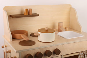 Kinderküche aus Holz „Terra“ mit Zubehör– Natürlich spielen