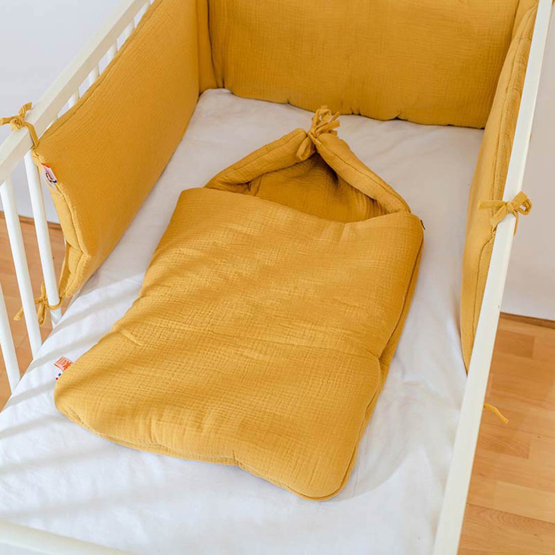 Babynest aus honigfarbener Bio-Baumwolle - verysuperb