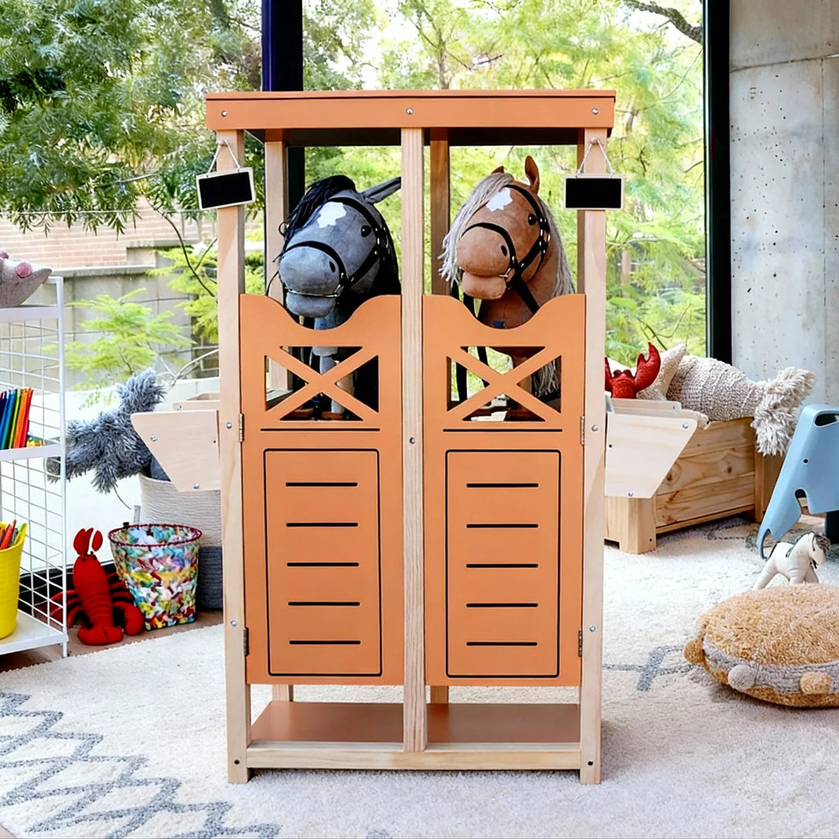 byToizz Hobby Horse Stall aus Holz für 2 Steckenpferde