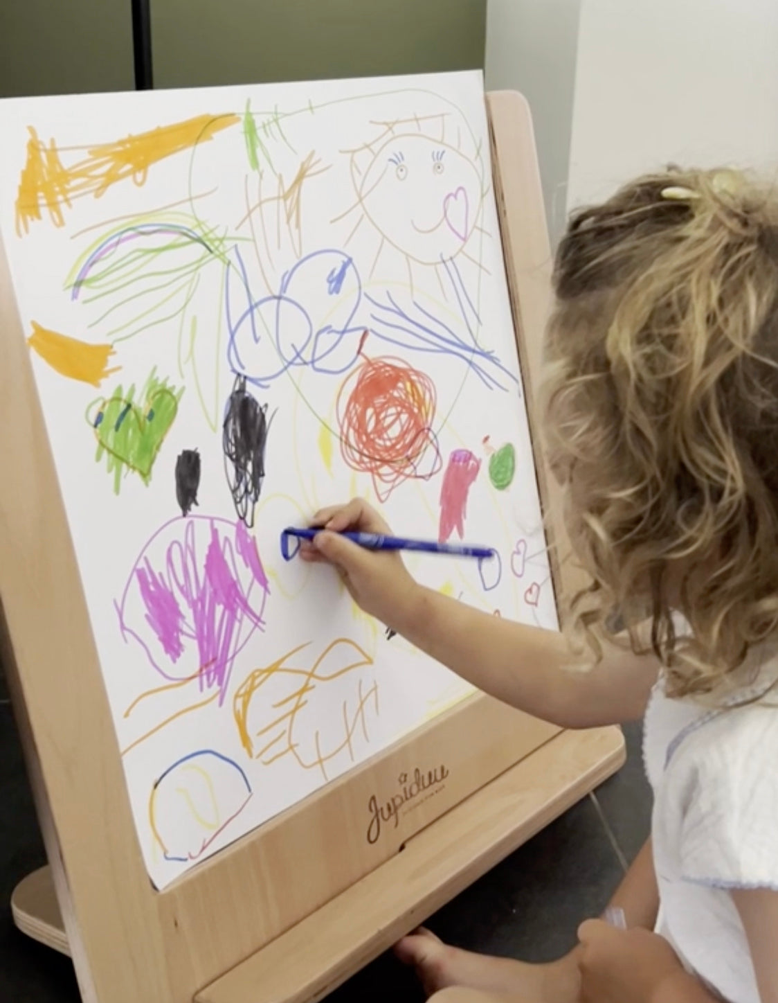 Jupiduu Artboard: Maltafel für kreative Entfaltung