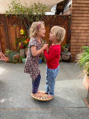 Montessori Balancierscheibe aus Bambus