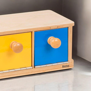 Montessori Holzkasten mit drei Fächern von Nienhuis - verysuperb