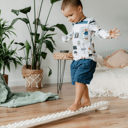 TipiToo® Solo Single Double-Sided Balance Beam With Dots