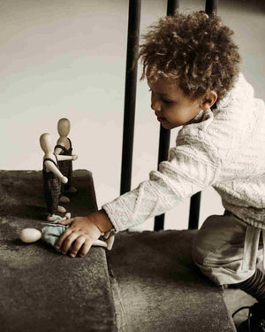 Wooden Story – Holzpuppe mit Hose | Natur